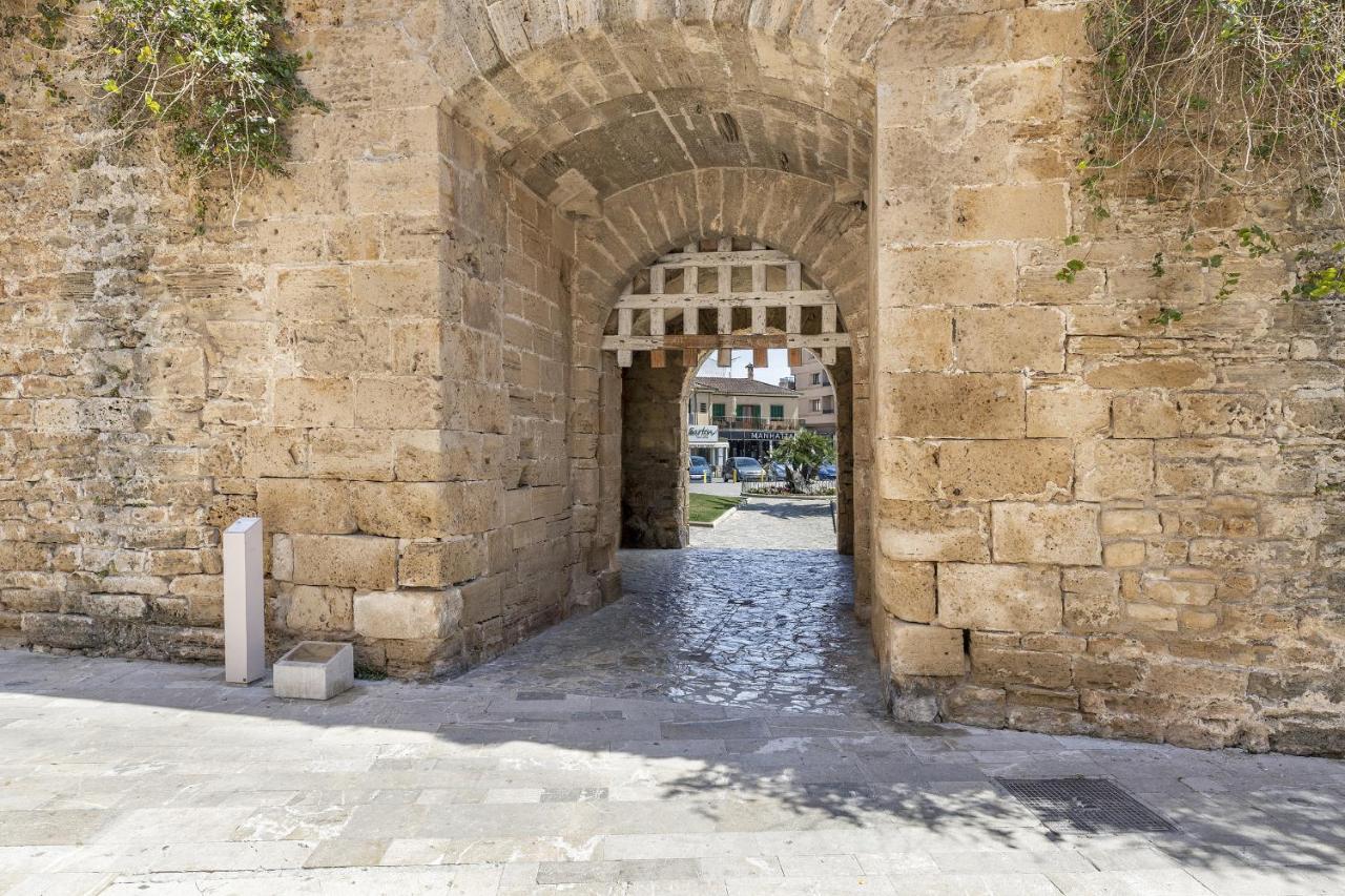 Flat In The Old Town Of * Alcudia (Mallorca)
